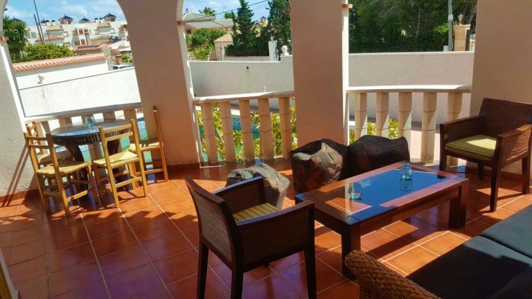 Дом в 2,7 км от пляжа Aguamarina, Playa de la Glea/Campoamor, или La Zenia, побережье Коста Ориуэла, провинция Аликанте.