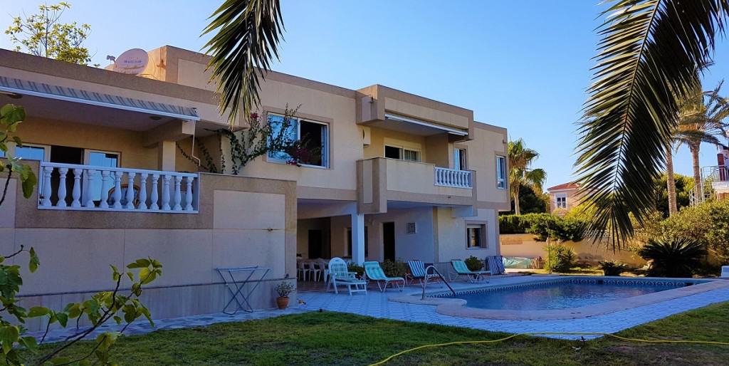 6-bedroom villa in La Zenia, Orihuela — photo 1
