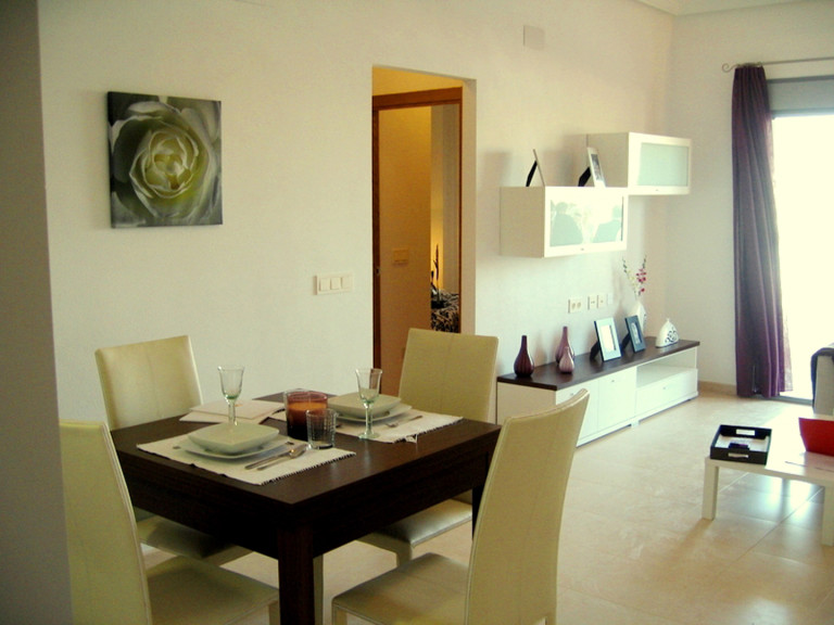 Apartment in Alicante, Alicante — photo 2