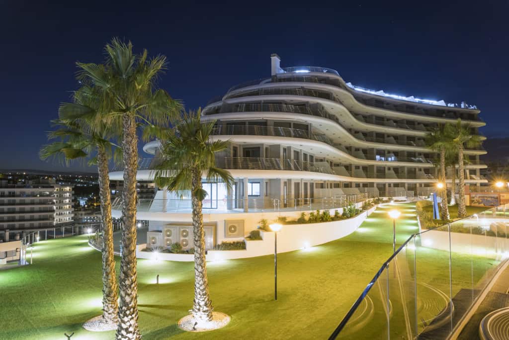 Apartment in Alicante, Alicante — photo 1