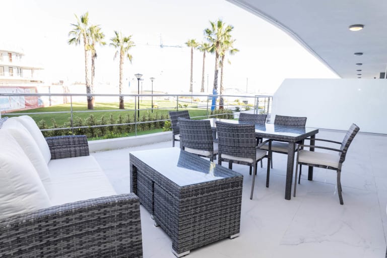 Apartment in Alicante, Alicante — photo 3