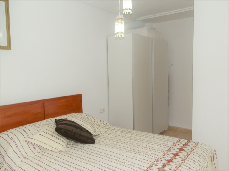 2-bedroom apartment in Torrevieja, Torrevieja — photo 4