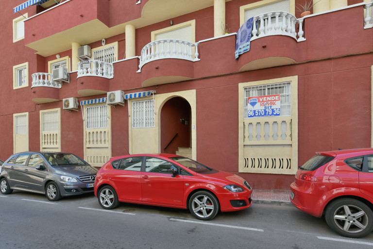 [google_map coordinates="37.9828028,-0.6633373,17.02z" zoom="10" height="400" width_mode="box-width"]
